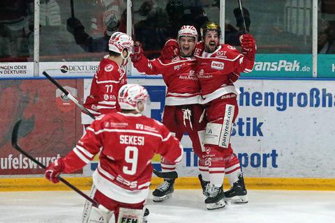 Jubel, Trubel, Heiterkeit prägen das Bild des EC Bad Nauheim in den Playoffs der 2. Eishockey-Bundesliga.