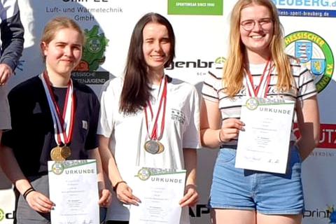 Holen Mannschaftsbronze für den SV Steindorf: (v.l.) Katharina Mentzel, Nora-Lee Hofmann Badea und Emma Pohlmann.