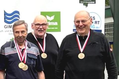 Die Steindorfer Sportgewehr-Schützen steigen bei den Landesmeisterschaften aufs Podest und sichern sich in Frankfurt Bronze in der Disziplin Auflage 50 Meter.
