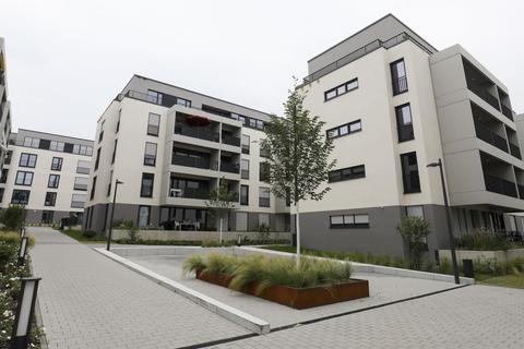 Ob Eigentumswohnung oder eigenes Haus: Die Preise kennen trotz Corona-Krise nur einen Weg: nach oben. Foto: dpa