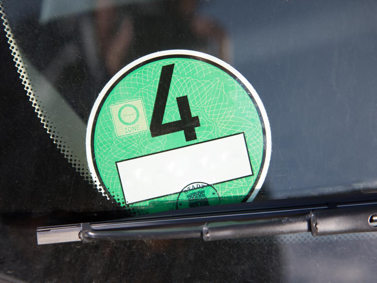 Auch E-Autos brauchen grüne Plakette – sonst wird es teuer